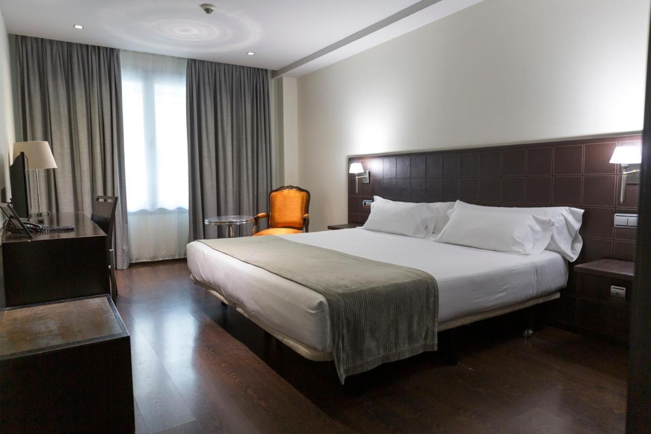 Iberik Santo Domingo Plaza Hotel オビエド エクステリア 写真
