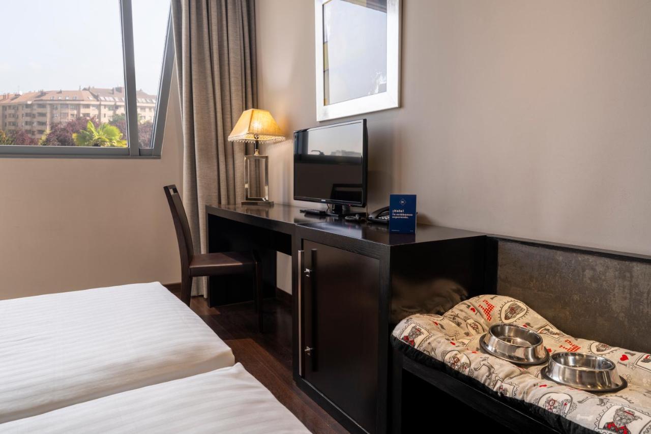 Iberik Santo Domingo Plaza Hotel オビエド エクステリア 写真