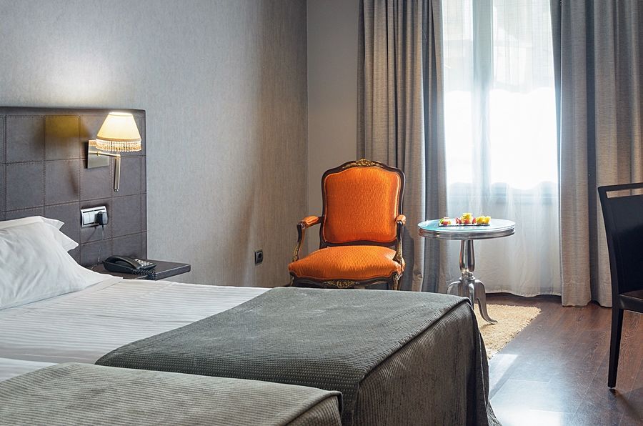 Iberik Santo Domingo Plaza Hotel オビエド エクステリア 写真